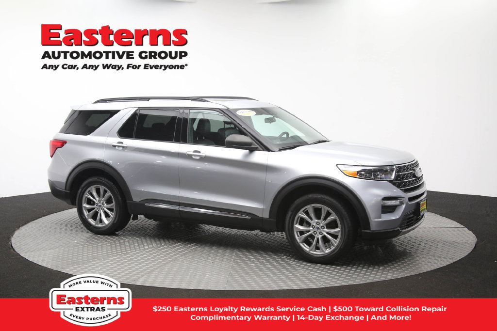 Used 2020 Ford Explorer XLT w/ Equipment Group 202A AWD/4WD image 48