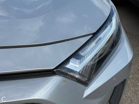 Used 2023 Toyota RAV4 XLE FWD image 9
