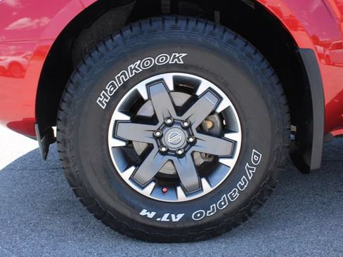 Used 2018 Nissan Frontier Desert Runner RWD image 26