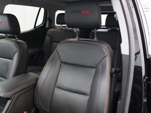 Used 2023 GMC Acadia AT4 image 21