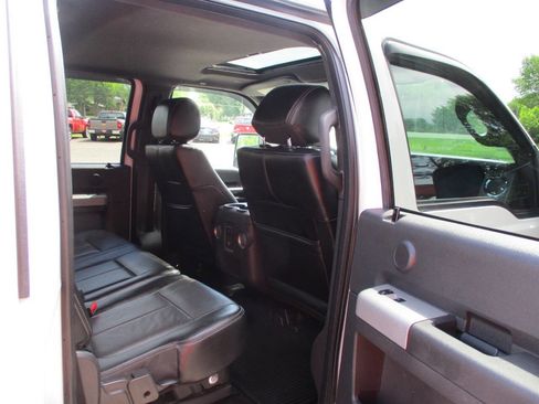 Used 2014 Ford F350 Lariat w/ Lariat Ultimate Package AWD/4WD image 24