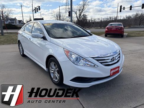 Used 2014 Hyundai Sonata GLS w/ Popular Equipment Group 2 FWD image 1