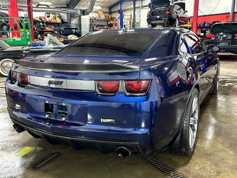 Used 2010 Chevrolet Camaro SS w/ RS Package image 7