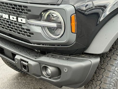 New 2026 Ford Bronco Badlands image 11