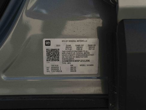 Used 2023 Chevrolet Traverse LS FWD image 43
