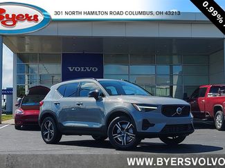 New 2026 Volvo XC40 B5 Core video 1