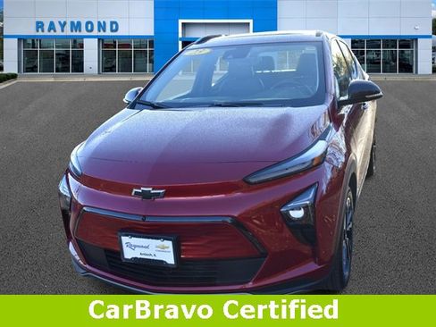 Certified 2023 Chevrolet Bolt EUV Premier w/ Sun & Sound Package image 7