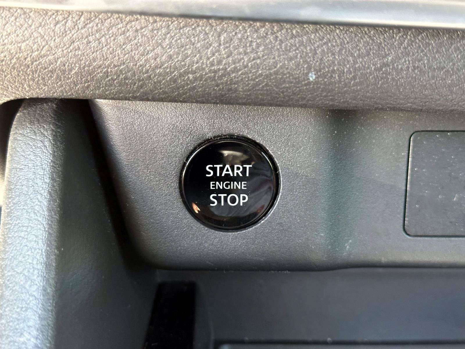 Certified 2025 Nissan Rogue S AWD/4WD image 24