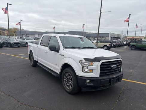 Used 2017 Ford F150 XLT w/ Equipment Group 302A Luxury AWD/4WD image 3
