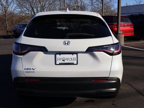 New 2026 Honda HR-V LX image 4