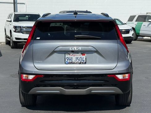 Used 2023 Kia Niro Wind FWD image 8