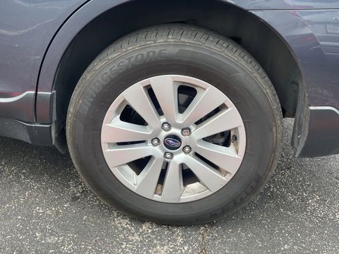 Used 2015 Subaru Outback 2.5i Premium image 9