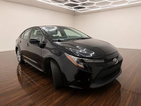 Used 2021 Toyota Corolla LE FWD image 10