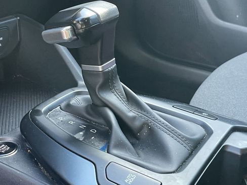 Certified 2025 Kia K4 image 10