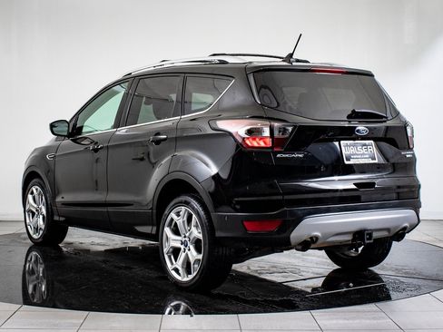 Used 2018 Ford Escape Titanium image 11