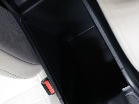 New 2026 Honda HR-V LX image 29