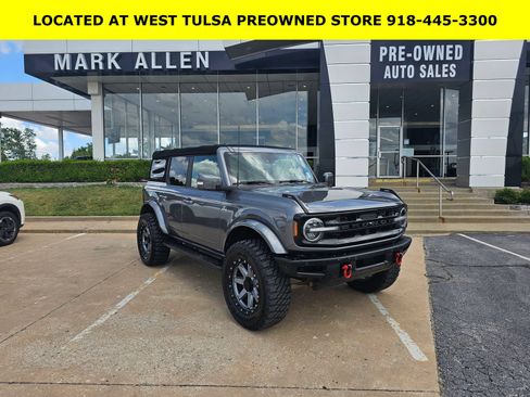 Used 2021 Ford Bronco Outer Banks AWD/4WD image 1