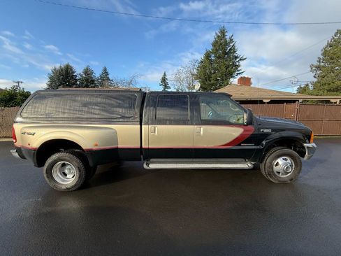 Used 2000 Ford F350 4x4 Crew Cab DRW Super Duty image 3