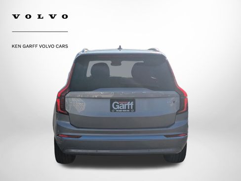 New 2026 Volvo XC90 B6 Plus w/ Protection Package image 4
