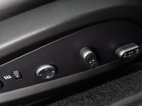 Used 2017 Ferrari California T RWD image 52