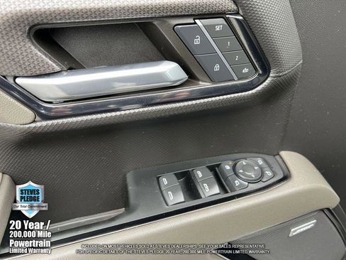 Used 2024 Chevrolet Silverado 1500 ZR2 w/ Technology Package image 28