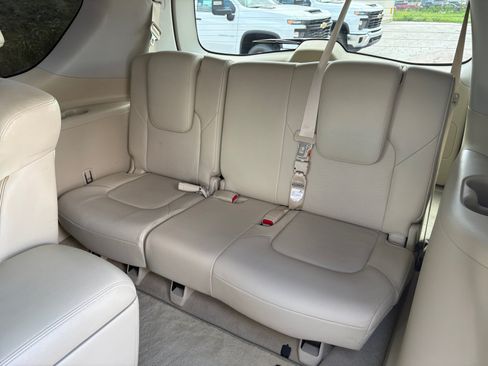 Used 2016 INFINITI QX80 2WD image 21