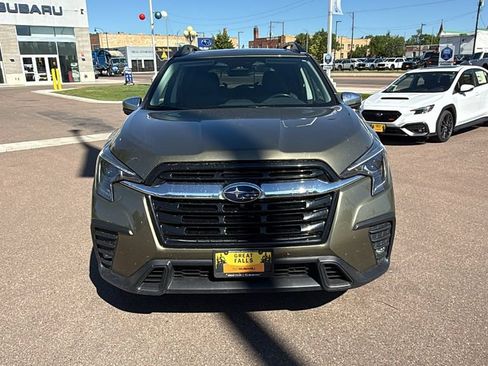 Used 2023 Subaru Ascent Limited w/ Technology Package AWD/4WD image 2