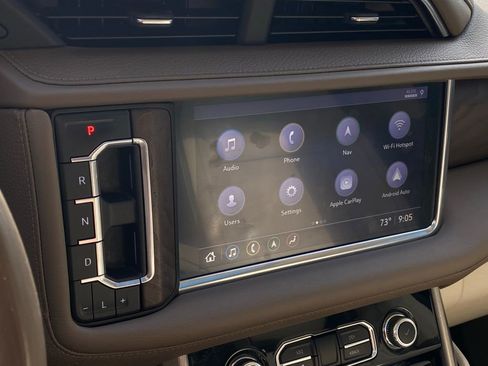 Used 2021 GMC Yukon Denali AWD/4WD image 14