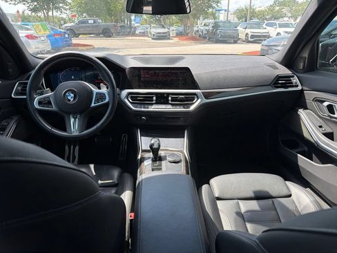 Used 2021 BMW 330i Sedan w/ Executive Package RWD image 13