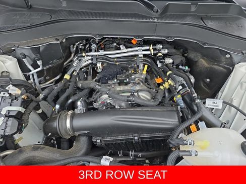 Used 2025 Ford Explorer Active RWD image 33
