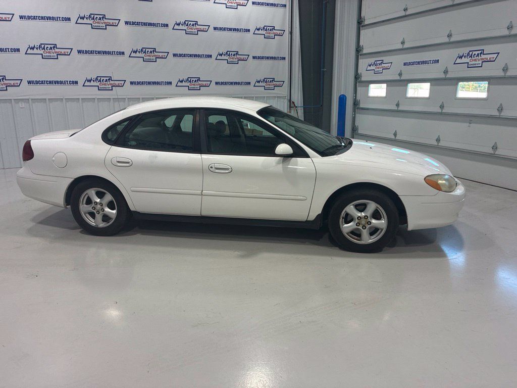 Used 2002 Ford Taurus SE FWD image 6