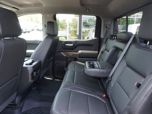 Used 2021 Chevrolet Silverado 1500 LT Trail Boss w/ Convenience Package II AWD/4WD image 13
