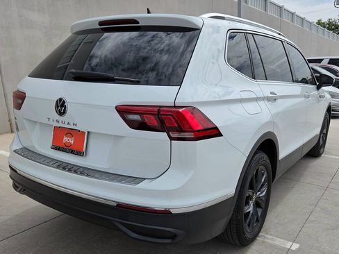 Used 2024 Volkswagen Tiguan SE FWD image 9