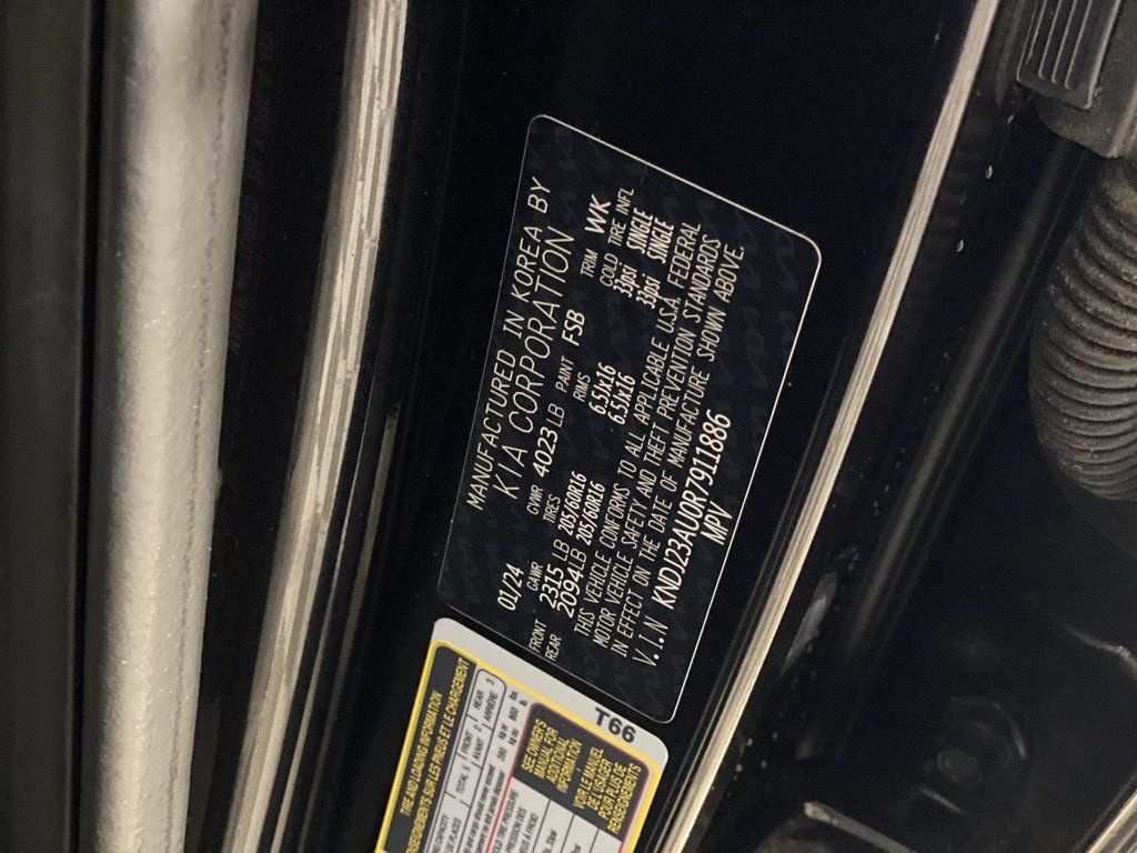 Used 2024 Kia Soul LX FWD image 20