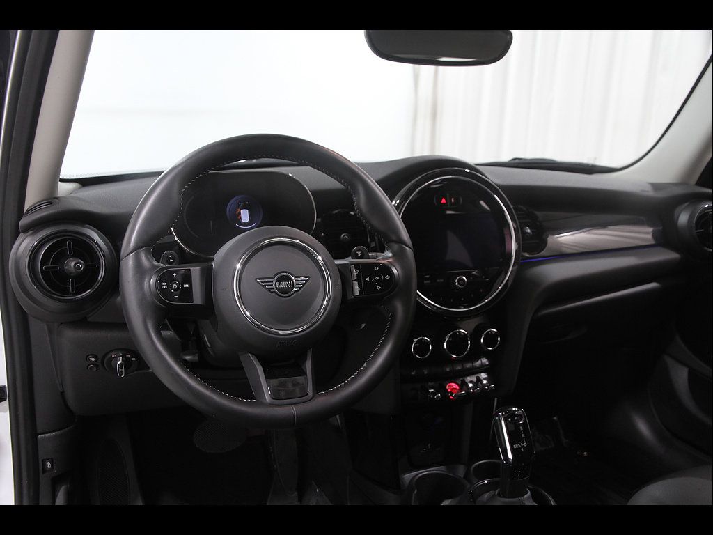 Used 2024 MINI Cooper S FWD image 6