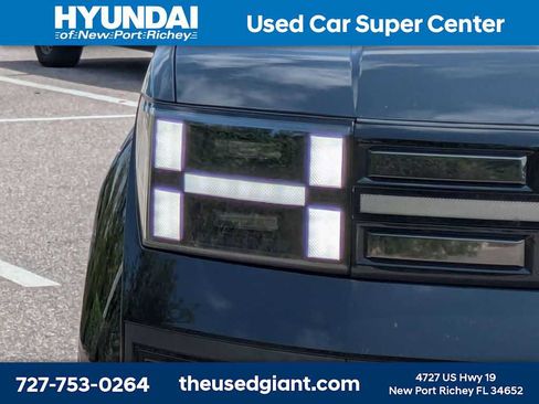 Certified 2024 Hyundai Santa Fe Limited AWD/4WD image 8