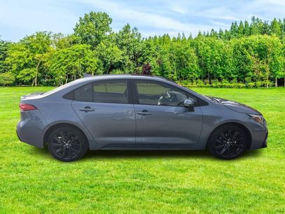 Used 2024 Toyota Corolla SE w/ SE Package