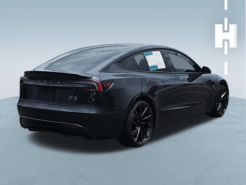 Used 2024 Tesla Model 3 Performance AWD/4WD image 4