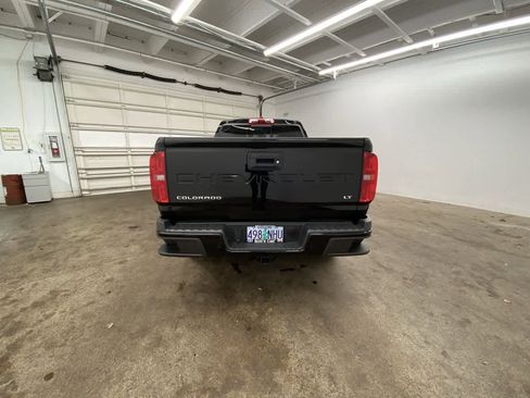 Used 2022 Chevrolet Colorado LT w/ Luxury Package image 5