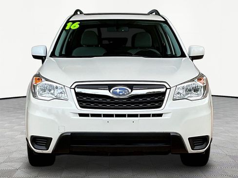Used 2016 Subaru Forester 2.5i Premium w/ Popular Package #2 AWD/4WD image 2