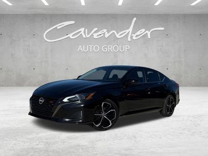 Used 2023 Nissan Altima 2.5 SR