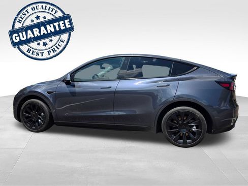 Used 2023 Tesla Model Y Long Range AWD/4WD image 4