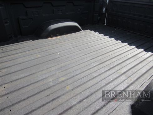 Used 2025 Chevrolet Silverado 2500 LT AWD/4WD image 18