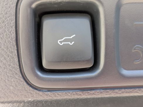 Used 2023 Lincoln Navigator Reserve image 13