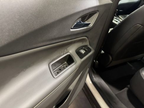 Used 2022 Chevrolet Equinox Premier image 16