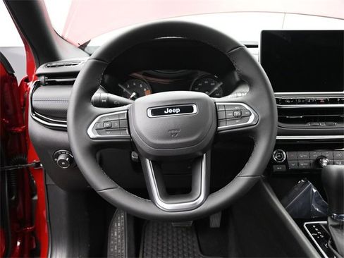 New 2026 Jeep Compass Latitude image 27