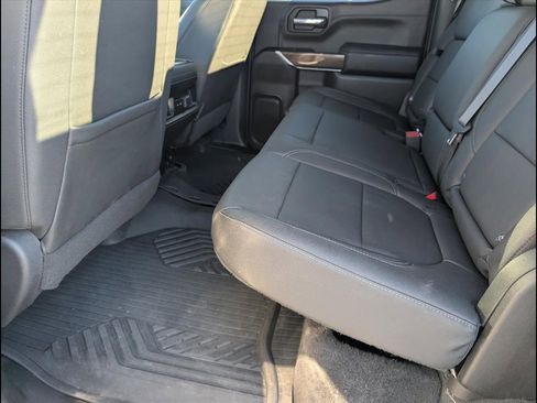 Used 2022 Chevrolet Silverado 1500 RST image 13