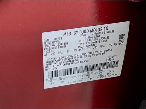 Used 2014 Ford Explorer XLT image 25