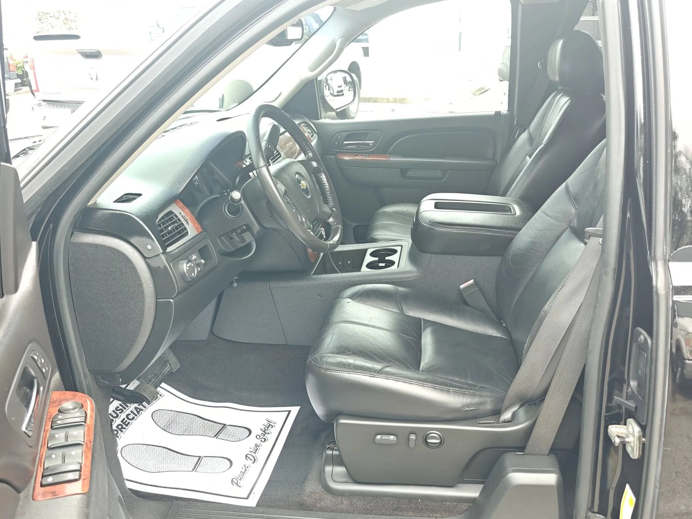 Used 2010 Chevrolet Silverado 1500 LTZ w/ LTZ Plus Package RWD image 11