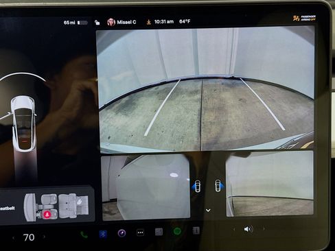 Used 2021 Tesla Model Y Long Range image 14